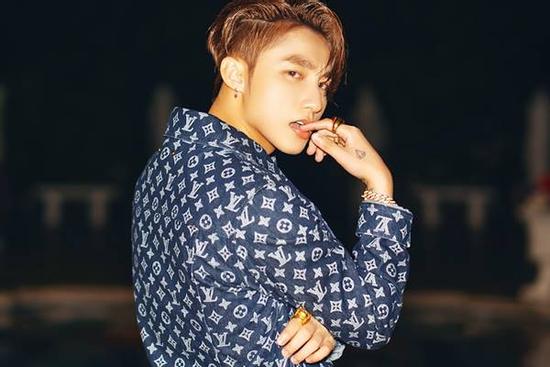 Ban tổ chức SEA Games 30 bất ngờ mở 'Hãy trao cho anh' của Sơn Tùng M-TP trong khán đài đầy ắp CĐV đội chủ nhà