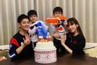 Đăng ảnh mừng sinh nhật con trai, Lâm Chí Dĩnh lại gây sốt vì quá trẻ ở tuổi U50