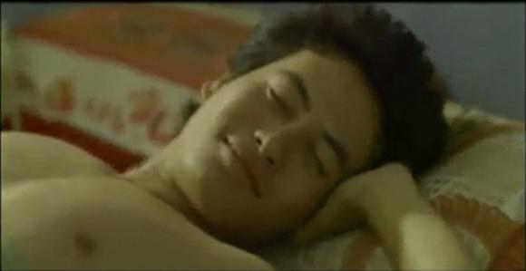 Sau cảnh nóng đồng tính nam trong Những cô gái chân dài, cuộc sống hiện tại của 2 mỹ nam Việt giờ ra sao?-1