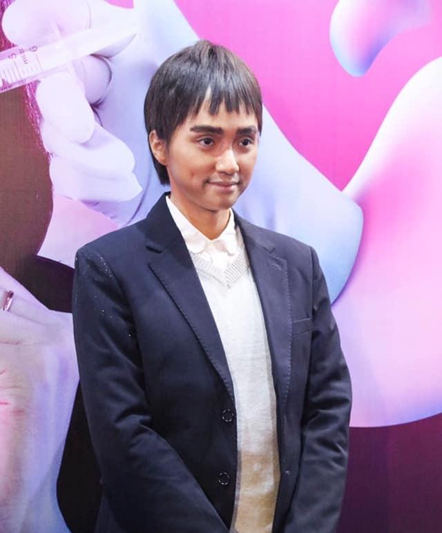 SAO MAKE OVER: Hóa trang trở lại hình tượng nam giới nhưng Hương Giang lại make up như mặt nhọ-1