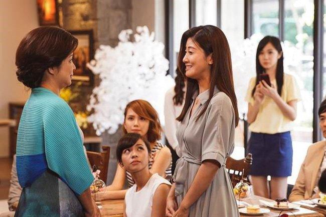 Mặc váy ngắn về nhà người yêu, vừa thấy mẹ anh trải chiếu tôi đã toát mồ hôi-3