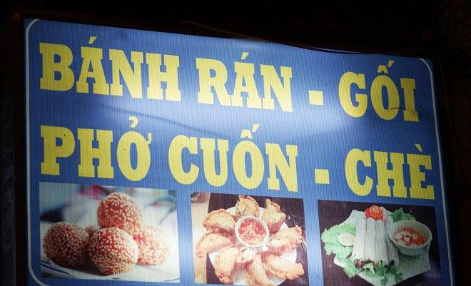 Quán bánh rán mặn 28 năm chỉ đun bằng bếp dầu hiếm thấy của cặp vợ chồng già Vĩnh Hồ-3