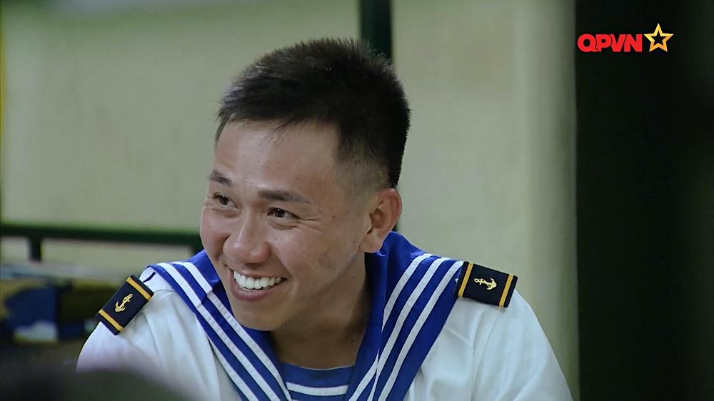 Sinh hoạt trong quân ngũ, La Thành ngỡ ngàng khi thấy Huy Khánh tỉ mỉ như phụ nữ-2