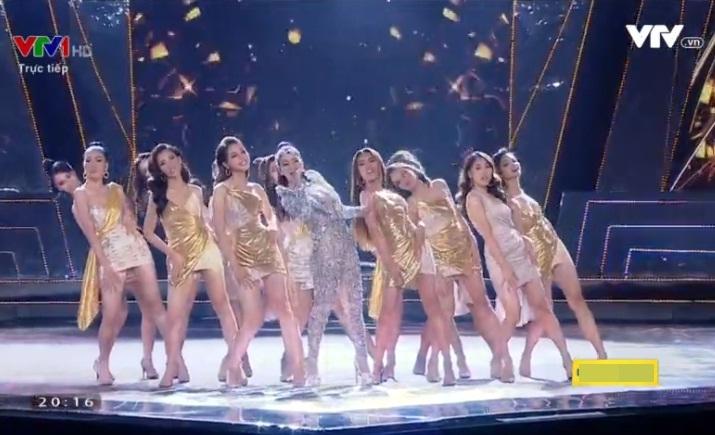 45 thí sinh đồng diễn mở màn cùng ca sĩ Thu Minh-2