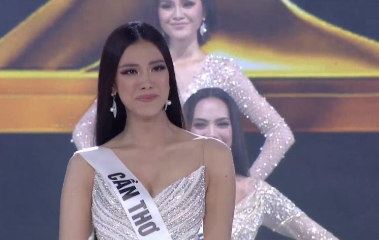 Công bố top 5 thi ứng xử-5