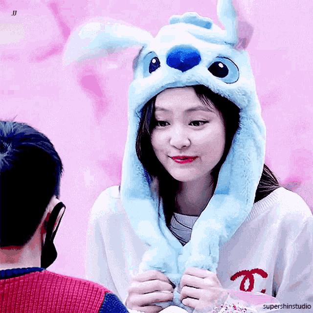 Biểu tượng sexy BLACKPINK Jennie và những khoảnh khắc siêu dễ thương-1