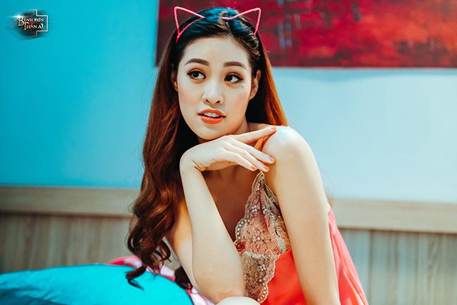 Loạt ảnh nóng bỏng của Tân Hoa hậu Hoàn vũ Việt Nam 2019 khi làm điều dưỡng mê trai-1