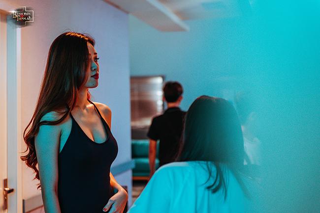 Loạt ảnh nóng bỏng của Tân Hoa hậu Hoàn vũ Việt Nam 2019 khi làm điều dưỡng mê trai-4