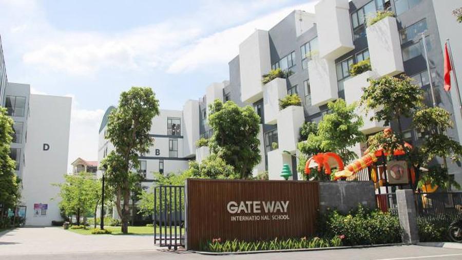 Học sinh trường Gateway chết trên ô tô: Cô giáo chủ nhiệm nhờ sửa thông tin thế nào?-1