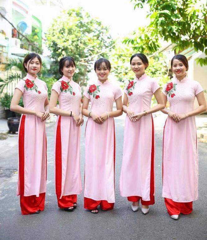 Giận tím người trước những màn lên đồ lôi thôi, kém duyên của dàn bê quả ngày cưới-2