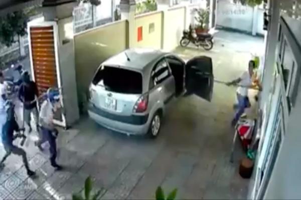 Nghi bị cắm sừng, nhóm giang hồ tra tấn đàn em đến chết-3