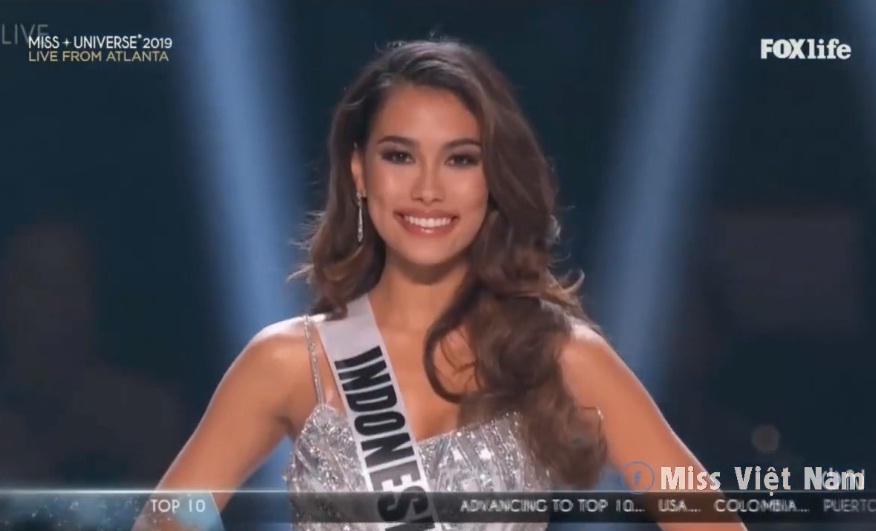 Công bố top 10, Hoàng Thùy không có tên-9