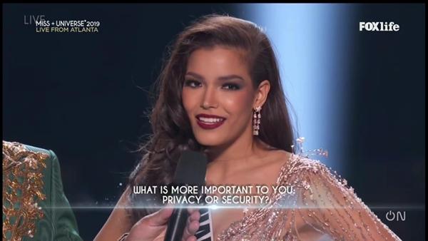 Công bố top 5 người đẹp thi ứng xử-4