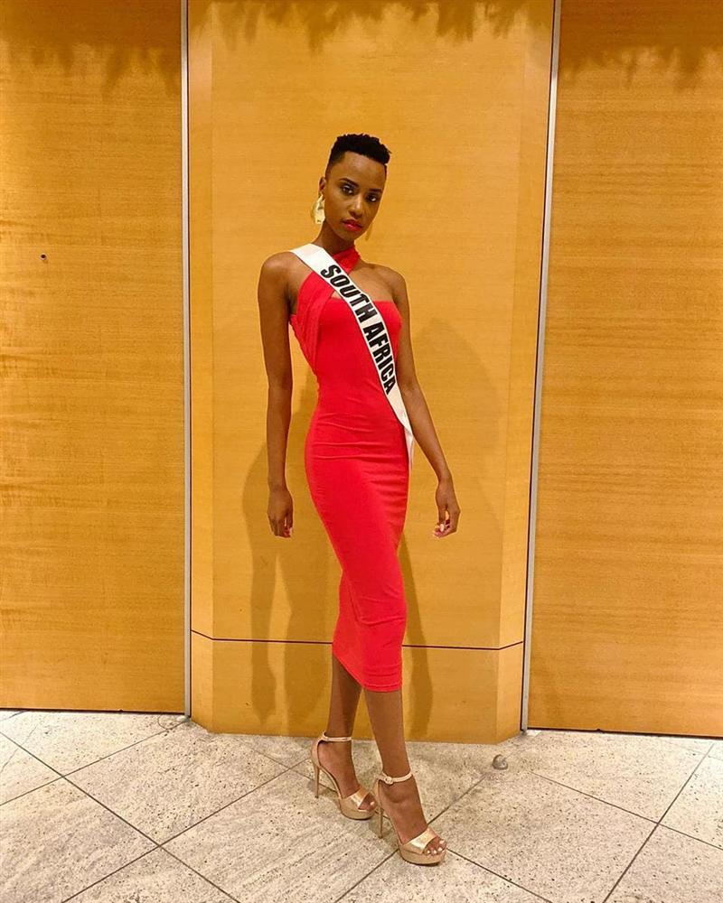 Nhan sắc độc và lạ của cô gái Nam Phi vừa đăng quang Hoa hậu Hoàn vũ 2019-7