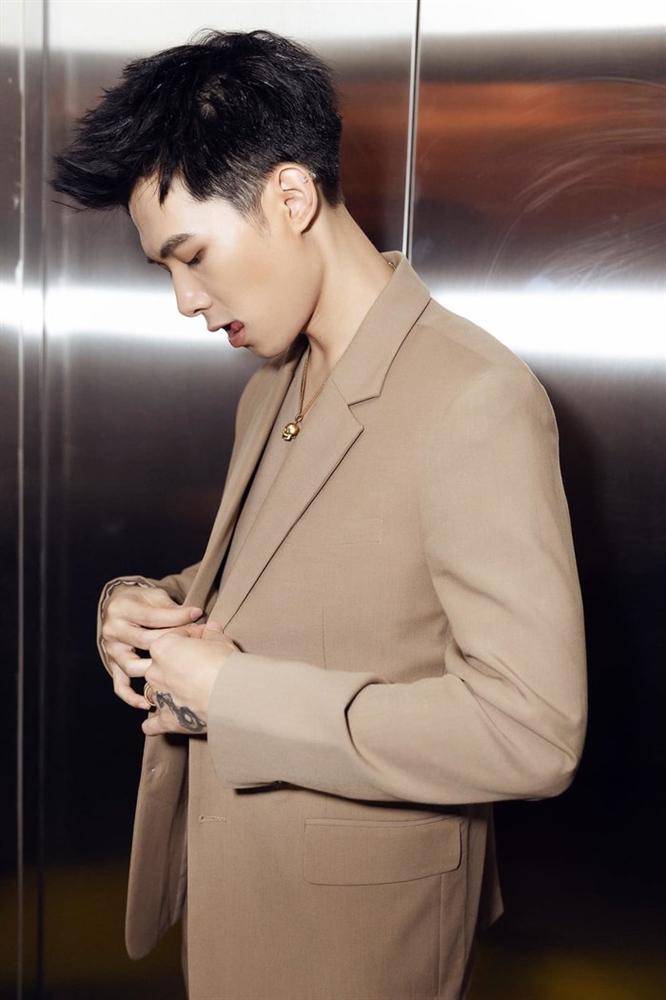 Clip: Anh Tú khiến fan thích thú khi cover nhạc Indie theo concept… Cậu bé mùa đông-3