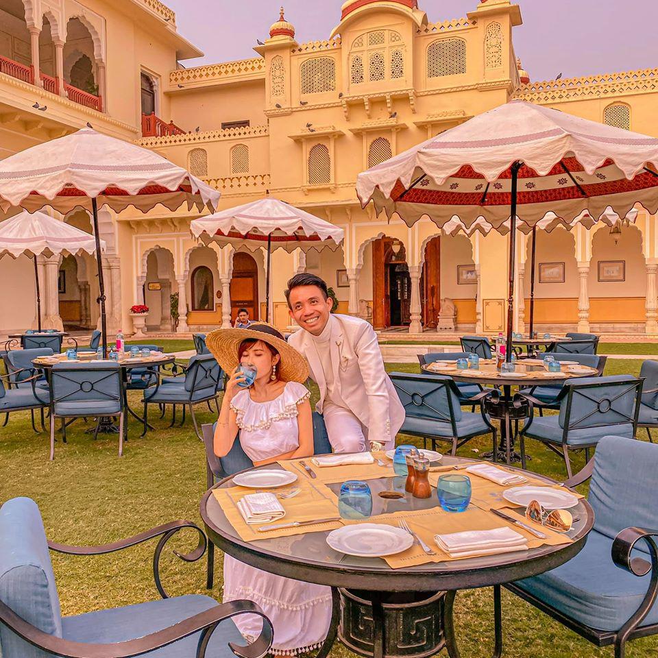 Sang tận Ấn Độ chụp ảnh cưới nhưng đôi guốc ngoại cỡ của vợ hai Minh Nhựa mới giật mọi spotlight-6