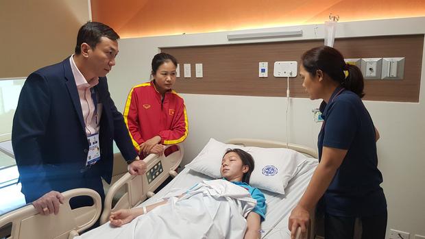 Hạ gục Thái Lan, thành viên tuyển nữ Việt Nam nhập viện cấp cứu trong đêm vì kiệt sức-1