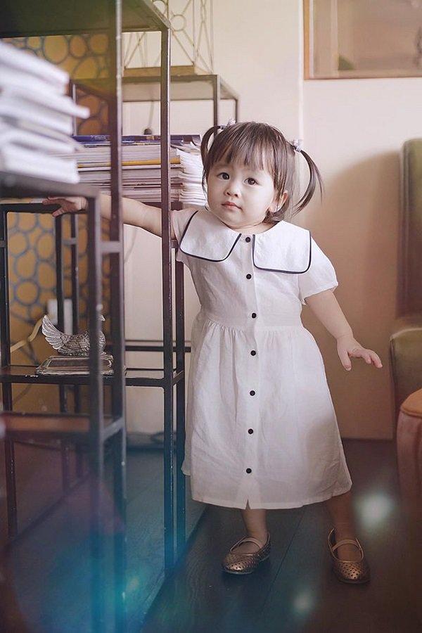 Mẹ suốt ngày diện váy điệu thế này, bảo sao con gái Tú Vi lúc nào cũng như công chúa-9