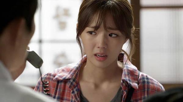 Lấy số lạ thử rủ bạn trai đi khách sạn, tôi quỵ ngã khi thấy anh đá cửa xông vào-1