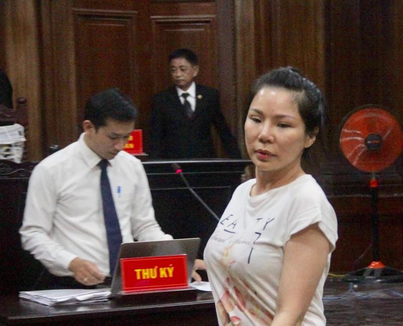 Tòa đình chỉ tranh chấp giữa bác sĩ Chiêm Quốc Thái và vợ cũ-2