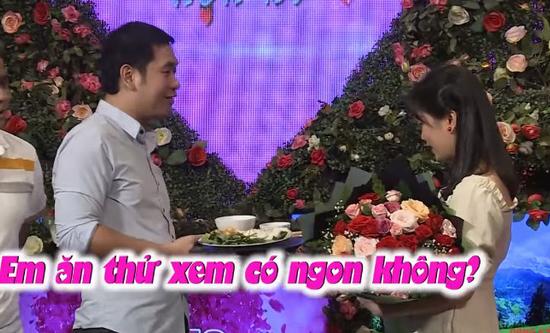 Yêu cùng 1 người, nhỏ to sau lưng nhau là một trong những lý do khiến tình bạn của con gái dễ toang-3