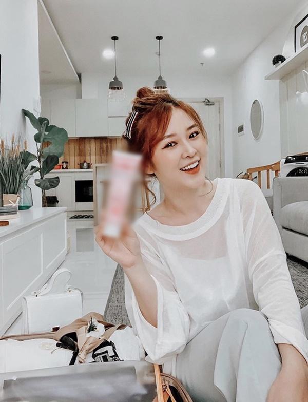 Hot girl nhóm hài Youtube: Yến Xôi viên mãn, Trang Phi vướng ồn ào lộ clip nóng-20