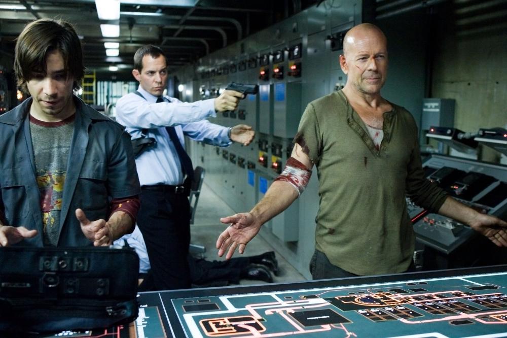 Thót tim trước những màn giải cứu con gái của các ông bố trên màn ảnh rộng-4