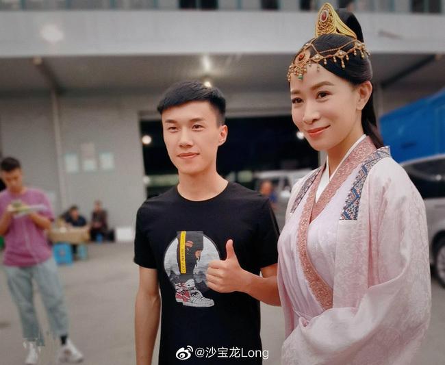 Xa Thi Mạn đẹp hút hồn trong loạt ảnh hậu trường Yến Vân Đài-2