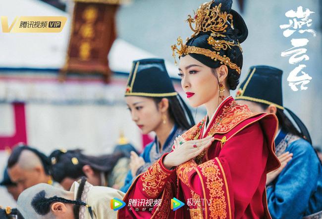 Xa Thi Mạn đẹp hút hồn trong loạt ảnh hậu trường Yến Vân Đài-4