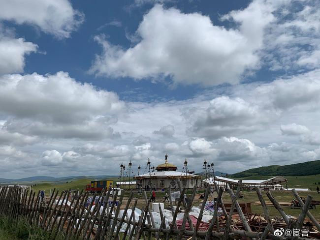 Xa Thi Mạn đẹp hút hồn trong loạt ảnh hậu trường Yến Vân Đài-6