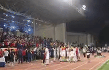 Thầy trò HLV Park Hang Seo thâu tóm cảm xúc của hàng triệu fan Việt bằng màn ăn mừng có 1-0-2-1