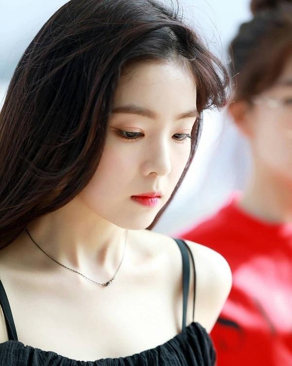 Những Gương Mặt Đẹp Nhất Được Bình Chọn Bởi Idol Kpop - 2Sao