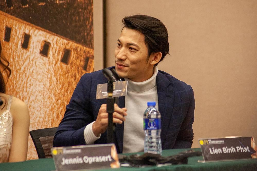 Liên Bỉnh Phát hội ngộ nữ thần Kpop Yoona tại LHP Quốc tế Macao-5