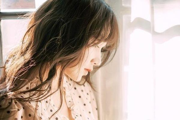 Phụ nữ thiên can này thông minh trời phú, thanh tú xinh đẹp, bị thị phi vùi dập mà hậu vận vẫn sung túc, đủ đầy-4