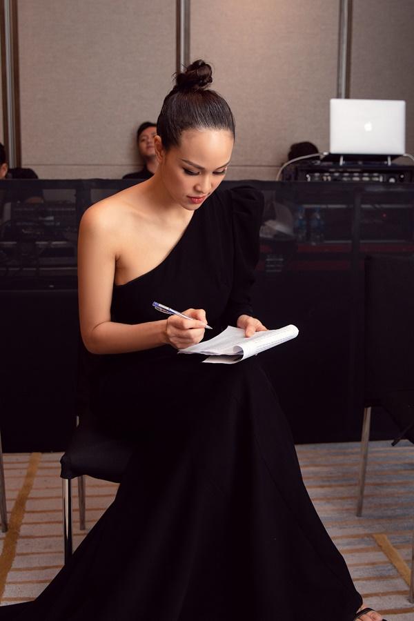 Phương Mai lấy lại dáng thần tốc chỉ sau 3 tuần sinh mổ nhờ cạch mặt 1 loại thức ăn-4