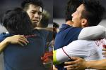 Cầu thủ U22 Việt Nam bật khóc ôm những 'người hùng thầm lặng' góp phần làm nên chiến thắng lịch sử