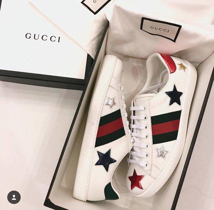 Thì ra Văn Hậu chính là nam thần hàng hiệu cực sành điệu, giày đôi rẻ nhất cũng hơn chục triệu đồng-5