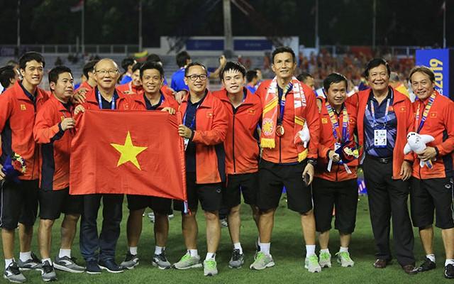 HLV Park từ chối nhận huy chương vàng SEA Games 30 và tặng lại cho một người đặc biệt-1