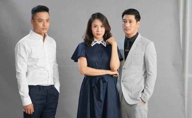 Thái Hoa hồng trên ngực trái bị bạn diễn lỡ tay đấm trên phim trường-2