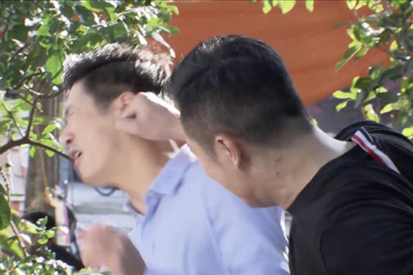 Hồng Đăng bị Hồng Diễm tát lia lịa trong Hoa hồng trên ngực trái-3