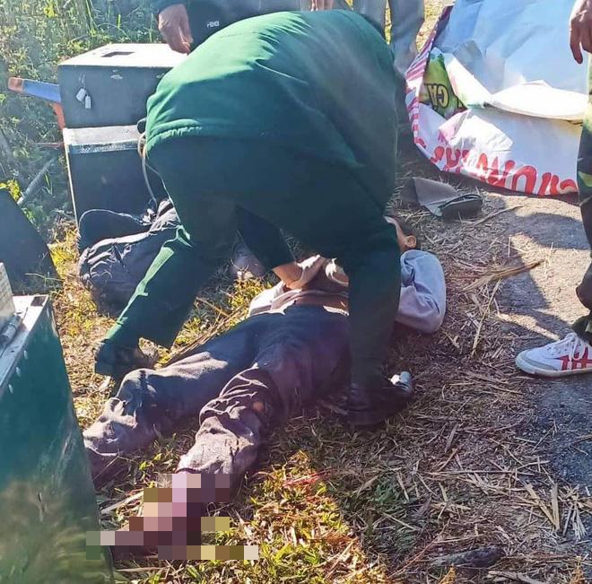 Hiện trường thương tâm vụ xe chở đoàn người khuyết tật đâm vào vách núi ở Nghệ An-6