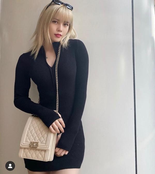 Thiều Bảo Trâm khoe vóc dáng thon gọn nuột nà