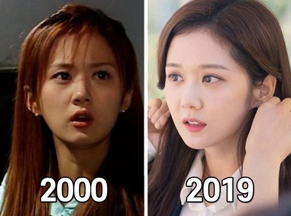 Ở tuổi 38, Jang Na Ra trông còn trẻ trung hơn những thiếu nữ tuổi đôi mươi. Đôi mắt to tròn, làn da trắng sứ cùng thân hình nhỏ nhắn của người đẹp khiến các fan nghi ngờ cô mắc chứng 