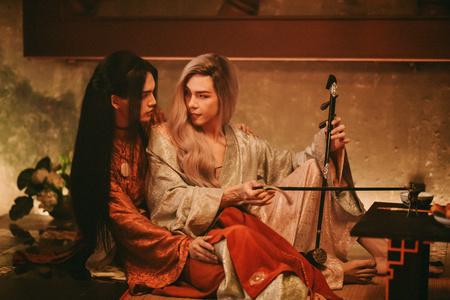 Cảnh hot chưa lên sóng: Denis Đặng khỏa thân 98% trong quá trình quay MV Tự Tâm-1