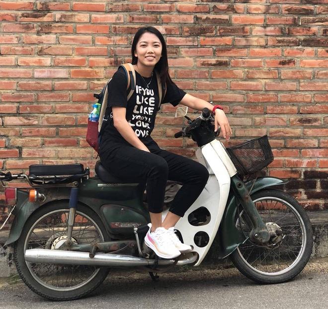 Hoàng Thị Loan và dàn cầu thủ nữ Việt đều có gu ăn mặc cá tính-1