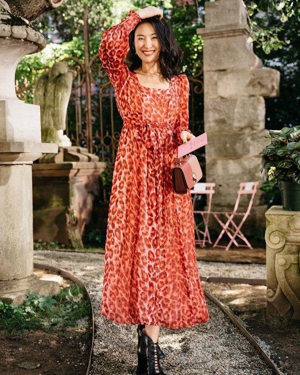 Khi dấu hiệu tuổi tác hằn rõ trên gương mặt, đây là cách giúp Hồng Đào vẫn luôn tươi trẻ-14