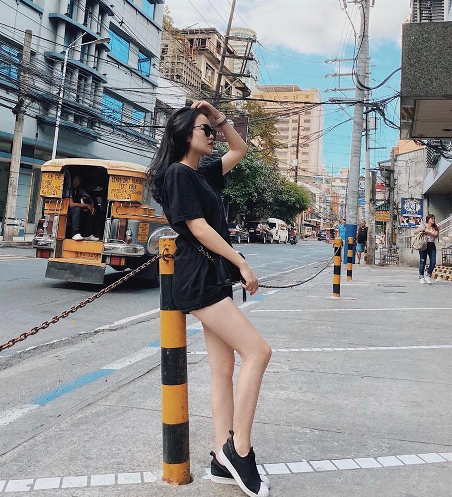 Học bạn gái Văn Hậu cách tạo dáng khi chụp ảnh du lịch-2