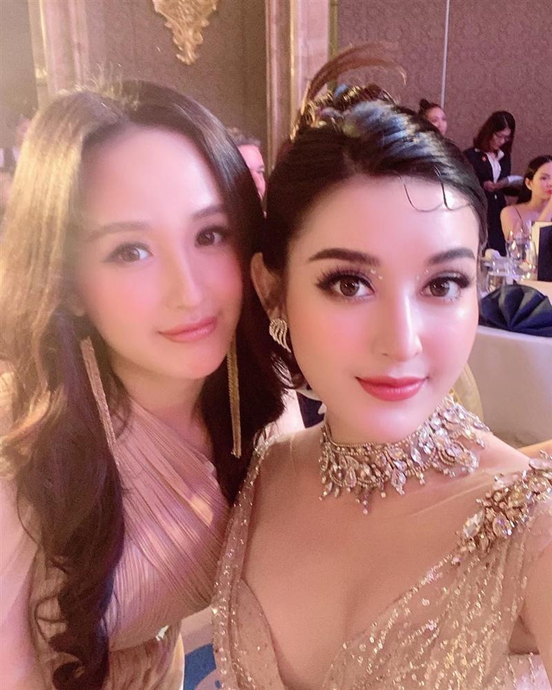 Mai Phương Thúy tự nhận làm nền cho nhan sắc Huyền My, dân mạng nhận xét: Nền là nền thế nào-1