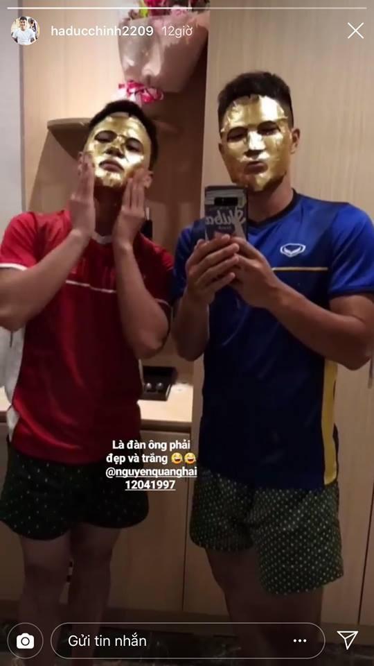 Đoàn Văn Hậu sang tới Hà Lan, khoe chăm sóc da thư giãn-4