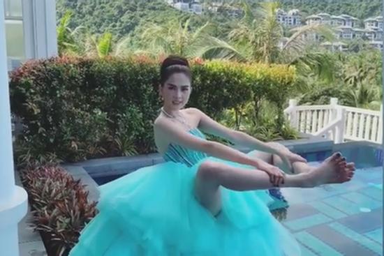 Ngọc Trinh lại tự phá giá với dáng ngồi 'trên Thái Lan, dưới miền Tây'